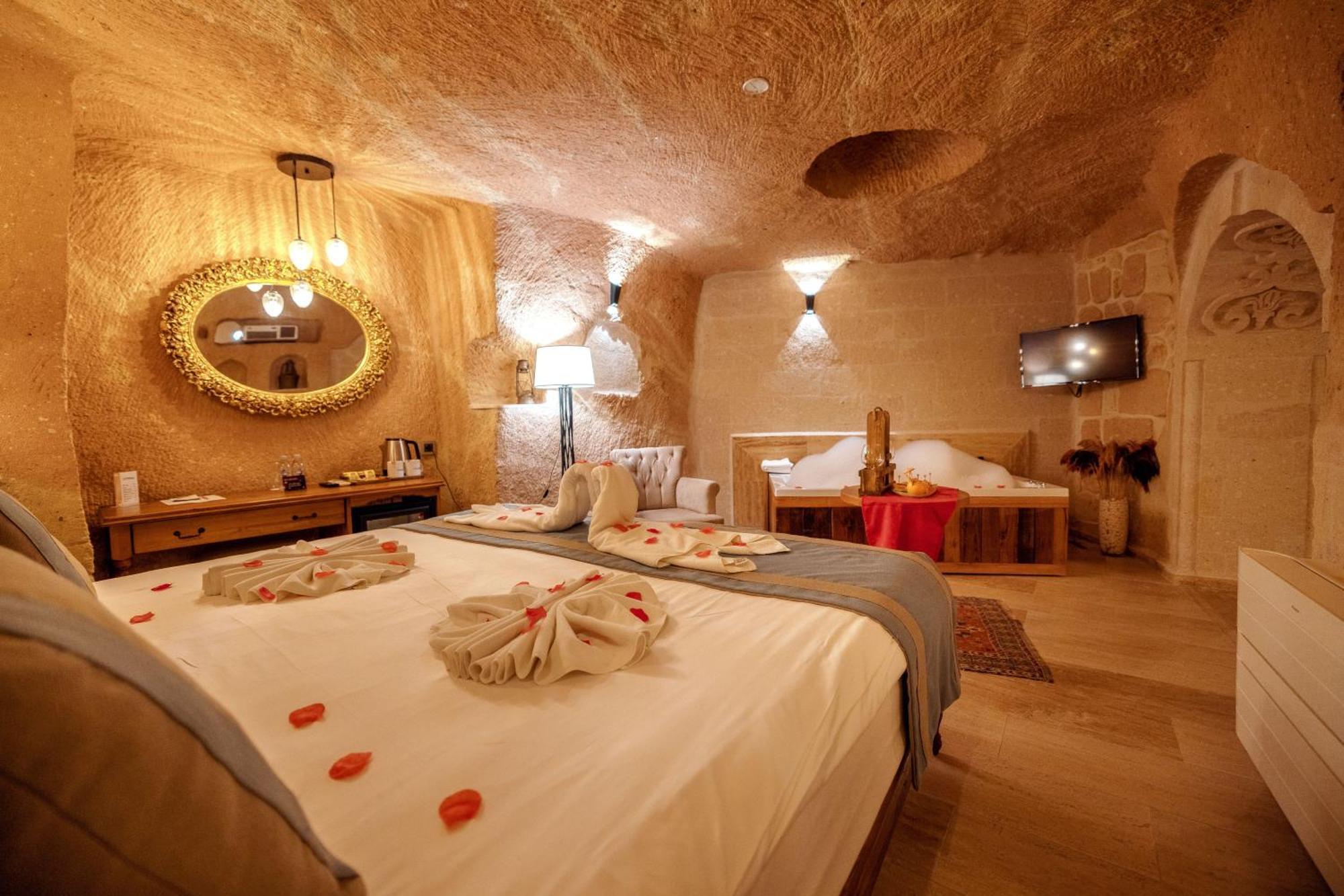 Misty Cave Hotel Ürgüp Bagian luar foto